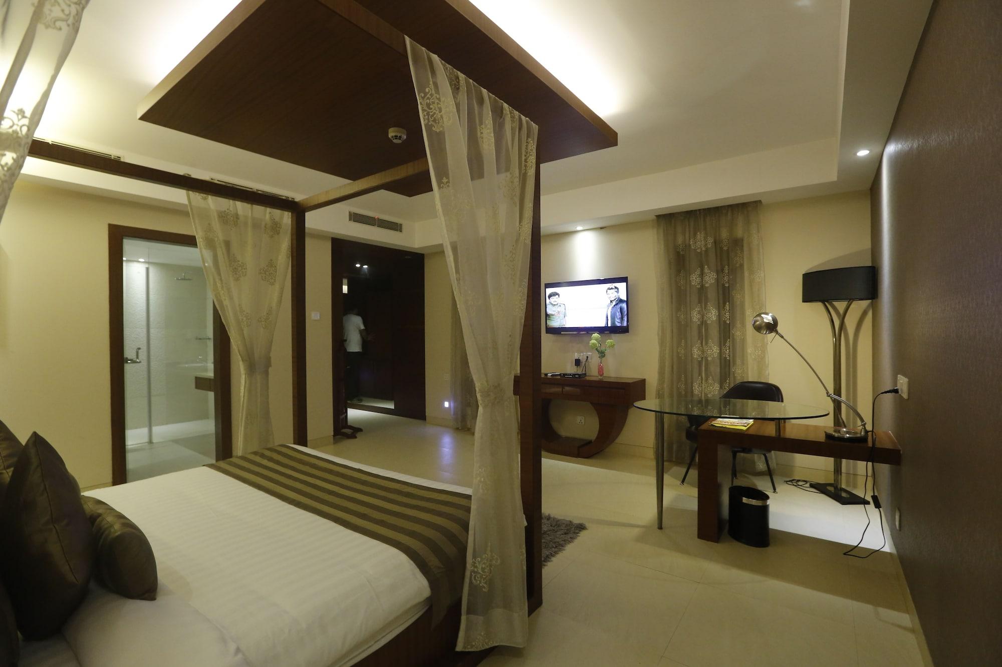 Celesta - Kolkata Hotel Buitenkant foto
