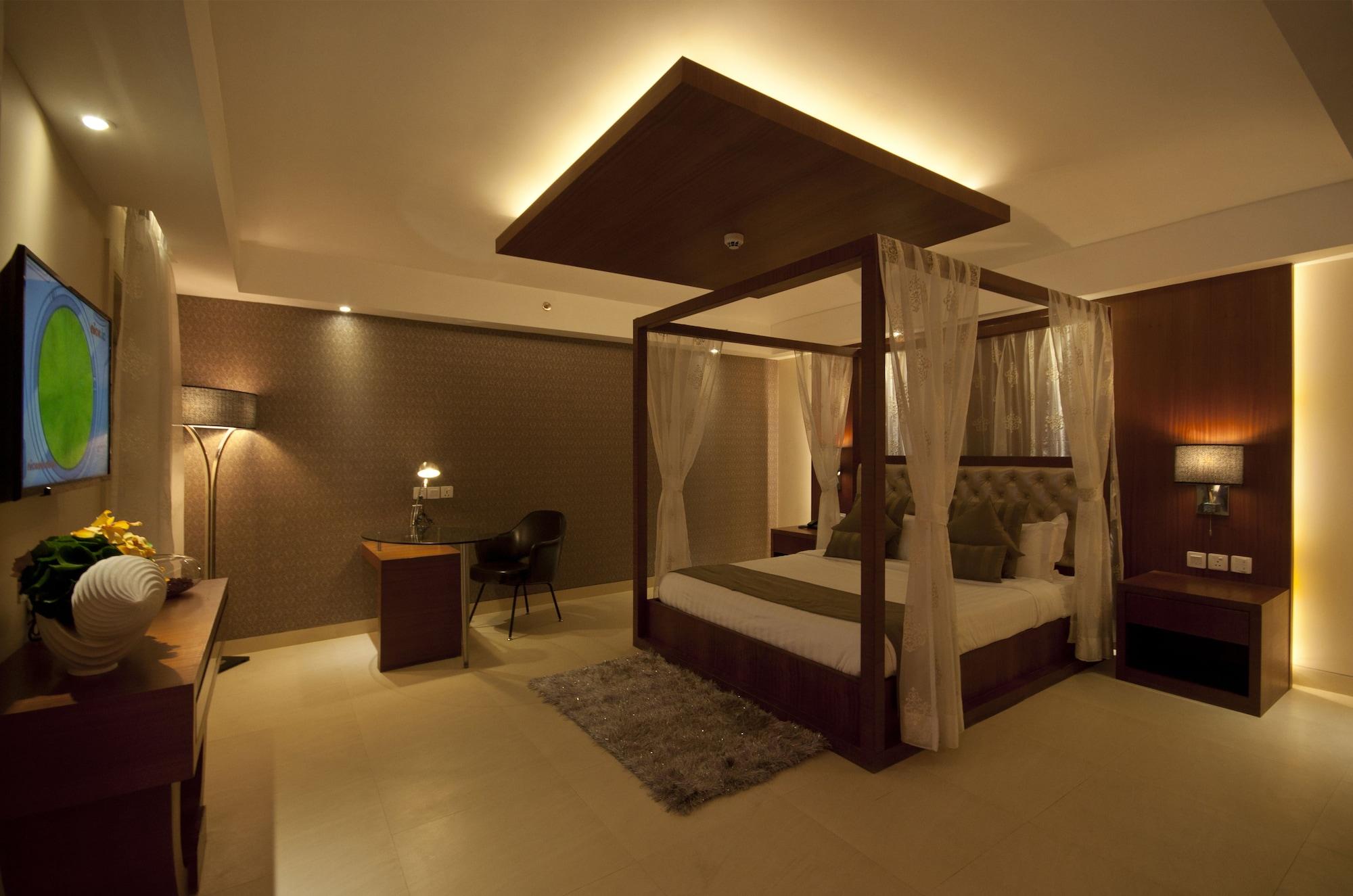 Celesta - Kolkata Hotel Buitenkant foto